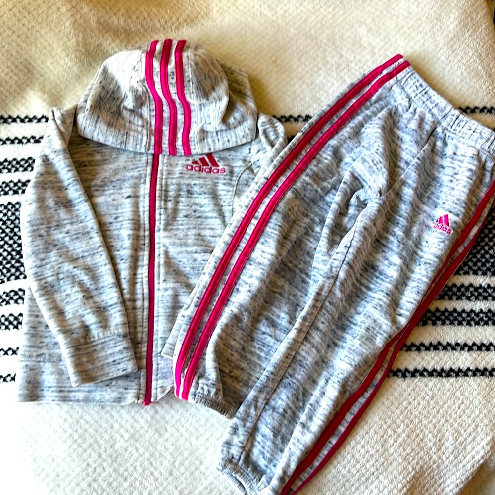 Adidas girls track suit size 5